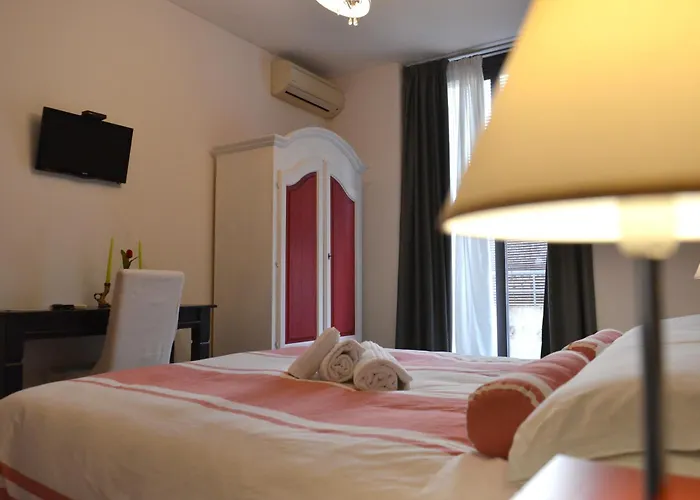 Residenza Del Turista B&B 카타니아