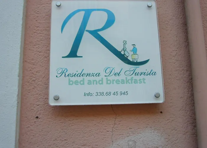 Residenza Del Turista B&B 4*